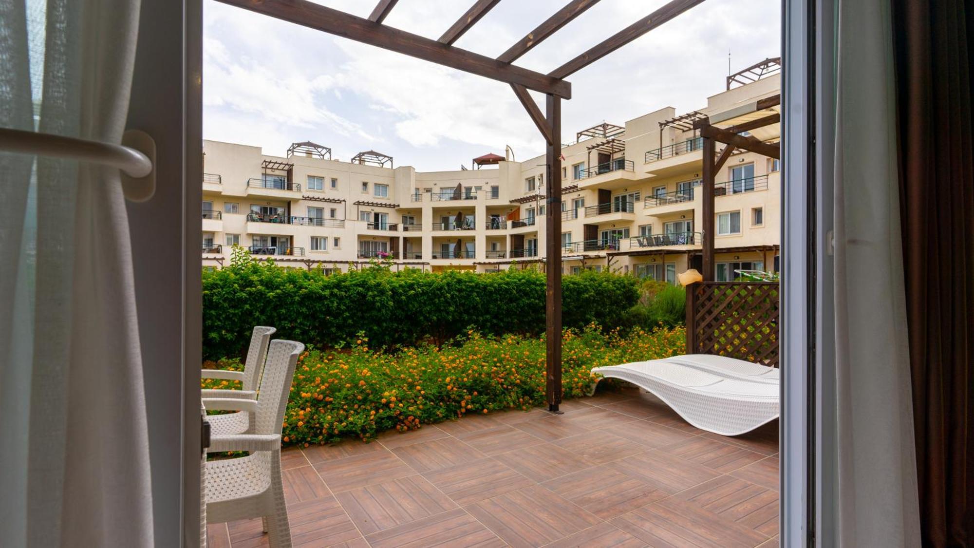 Green Apartment In Bafra Northern Cyprus Vokolidha Экстерьер фото